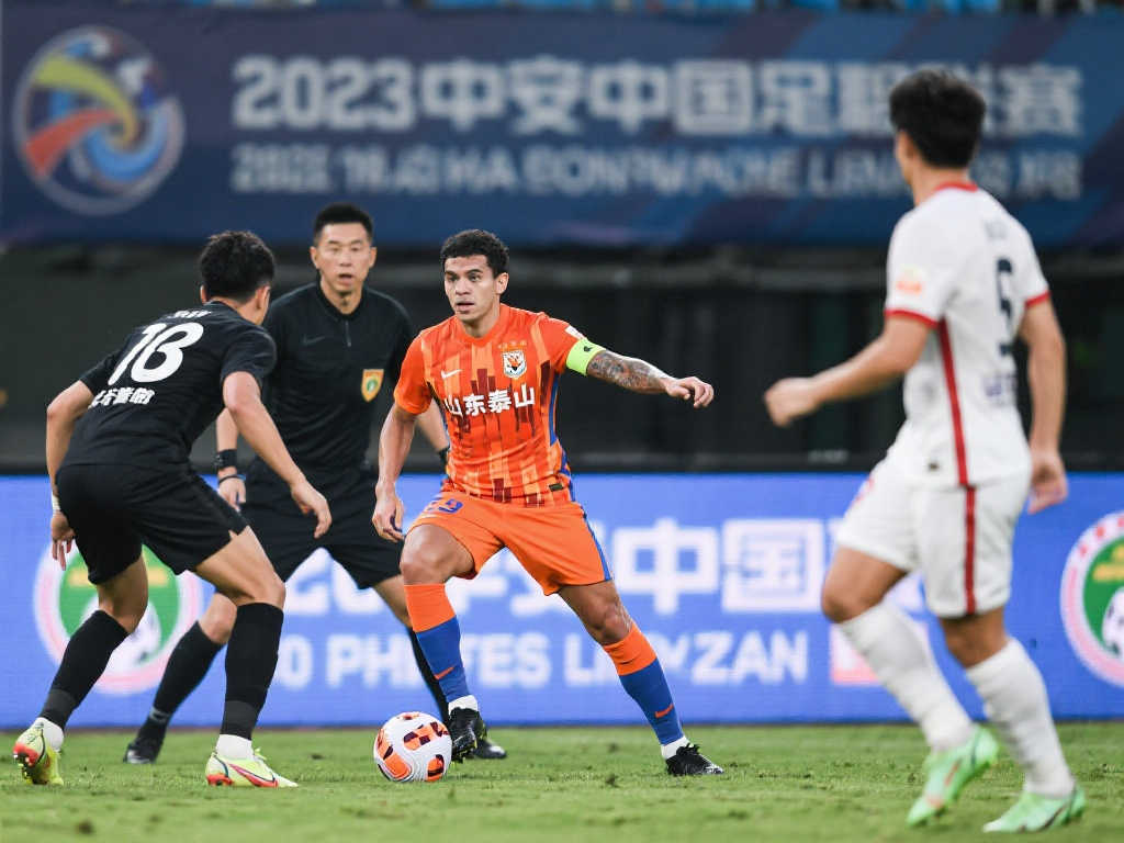 泰山队再战等等力今非昔比 克雷桑缺阵仍盼奇迹上演